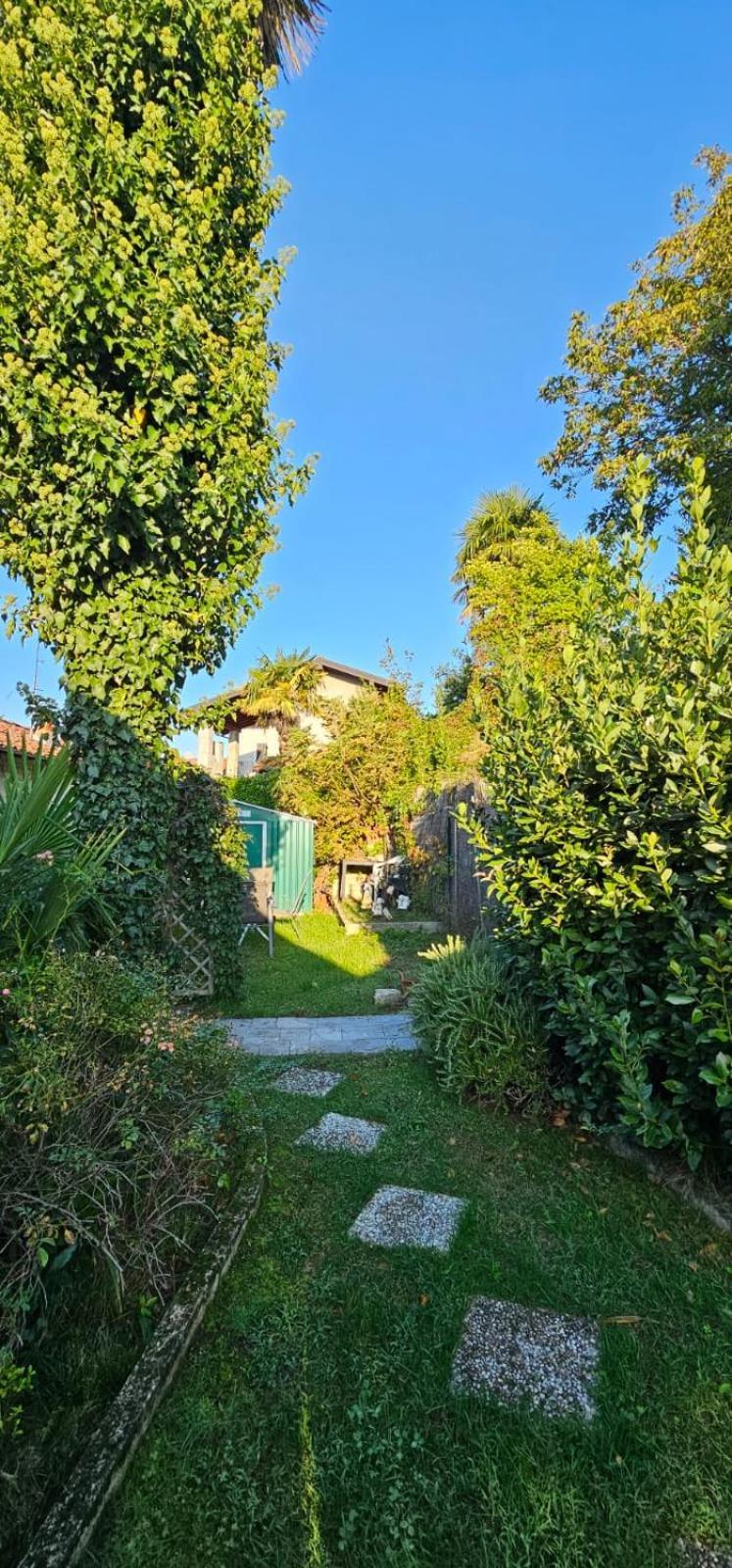 La Casetta Di Anna Laveno Buitenkant foto